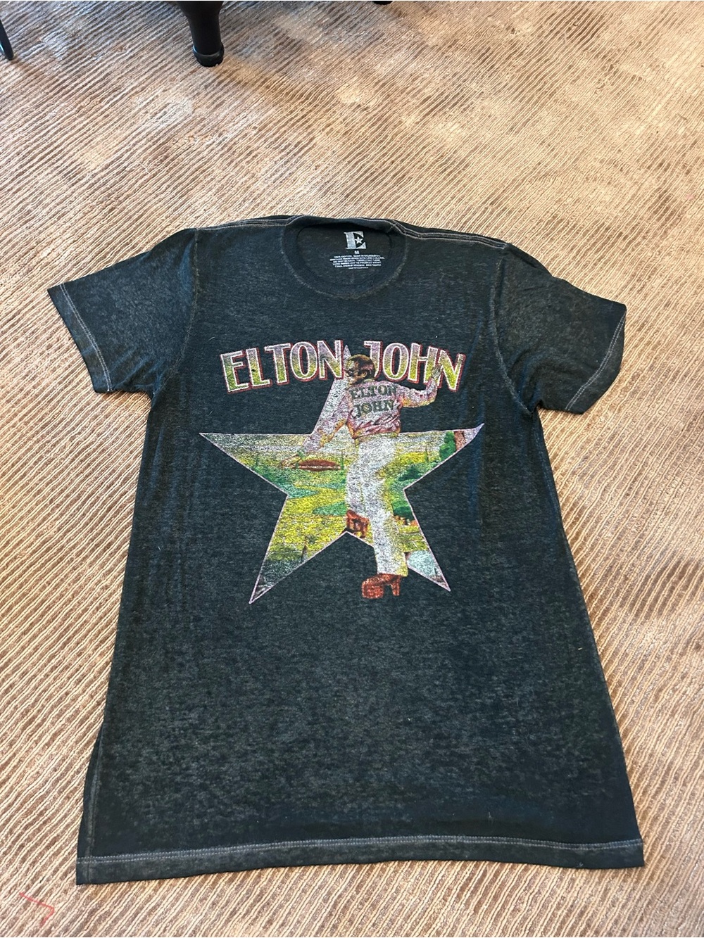 Vintage inspired Elton John Black Short Sleeve Graphic Tee concert merch Medium